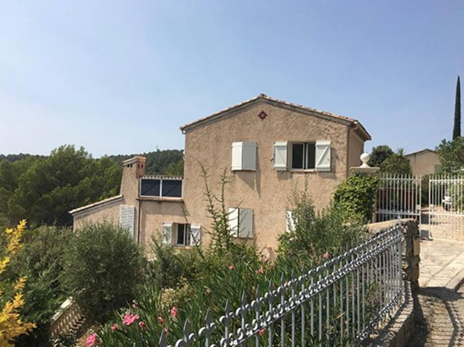 شقة Experience The Provencal Dream Taradeau المظهر الخارجي الصورة