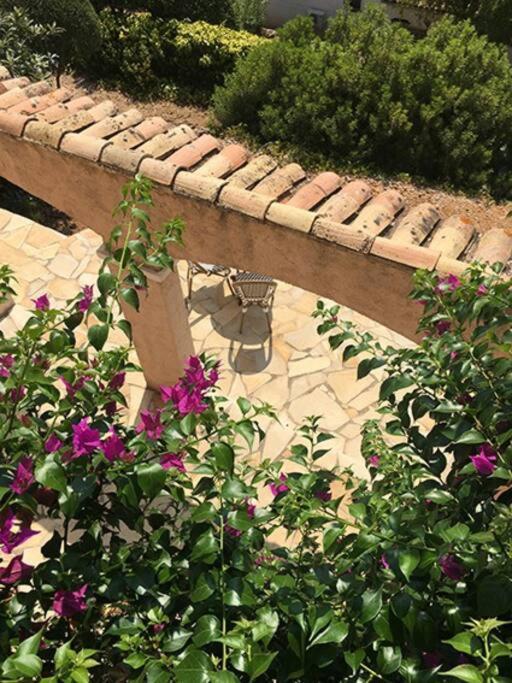 شقة Experience The Provencal Dream Taradeau المظهر الخارجي الصورة